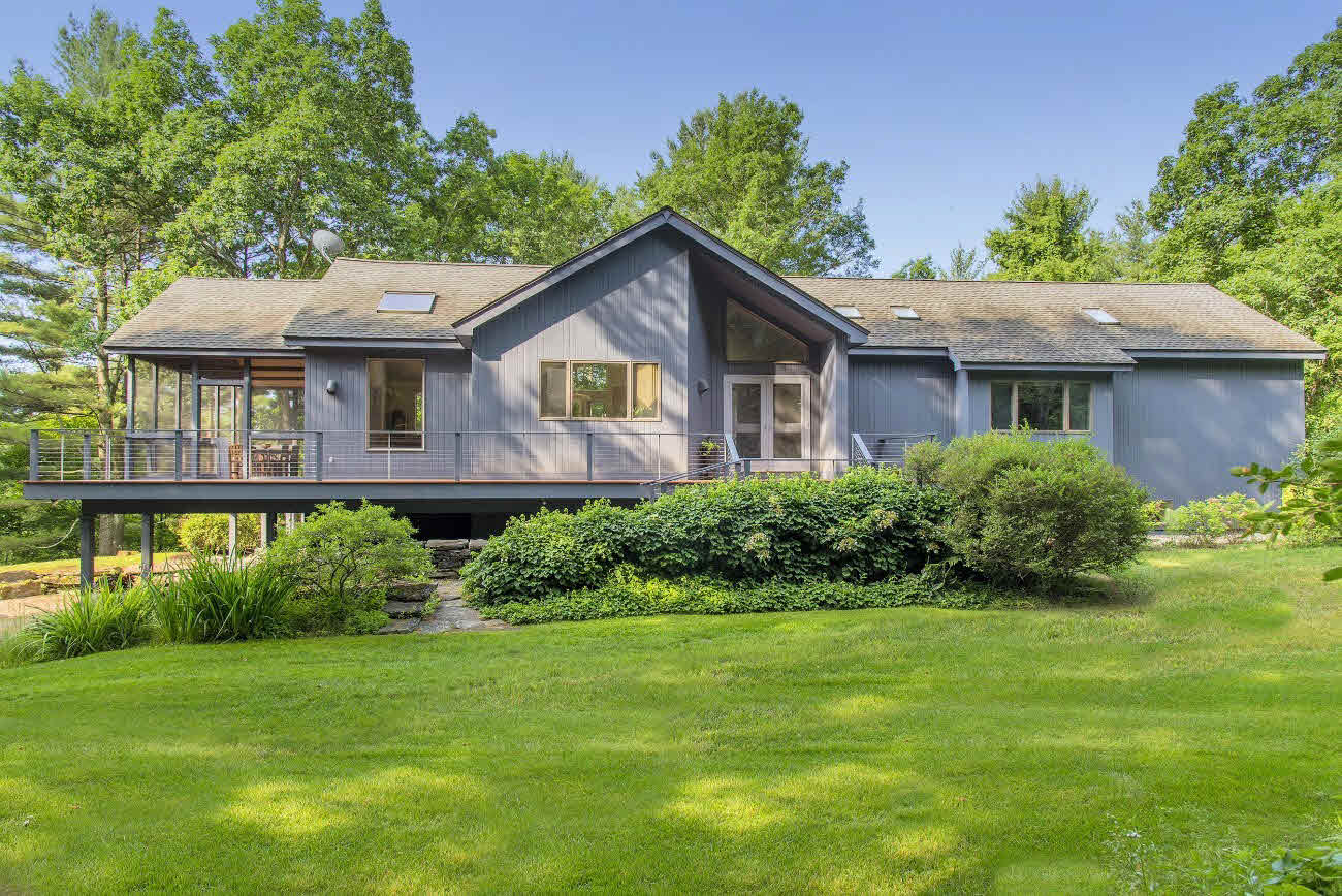 Building photograph for 351 TWIN LAKES ROAD